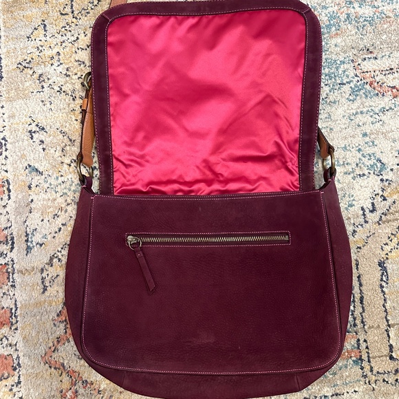 Rare Coach crossbody messenger bag purple nubuck leather w/camel leather strap - Picture 3 of 12